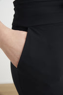 Broek | Regular Travel | Yogi | Deep Black