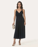 Dress | Light Travel | Larkie | Deep Black