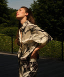Bluse | Satin-Viskose mit Dessin | Patani Dessin | Ink Blossom